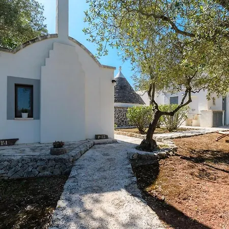 Trullo In Valle D' Itria Chalet